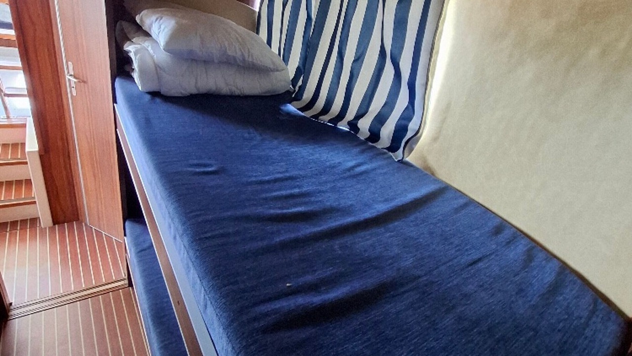 Photo of Bedroom in Chenille-Change