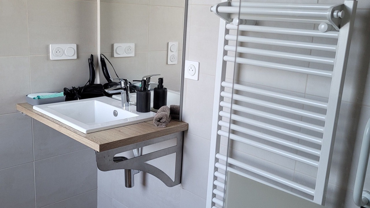 Photo of Bathroom in La Roche-sur-Yon
