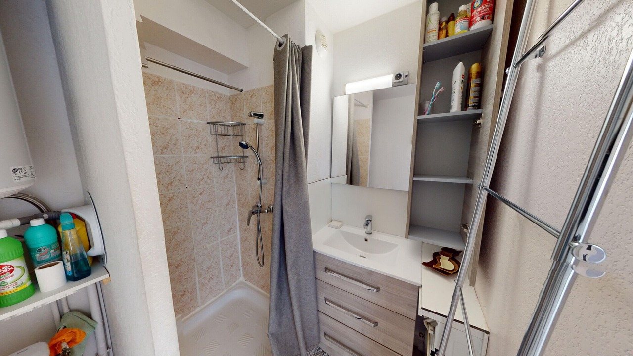 Photo of Bathroom in Frontignan