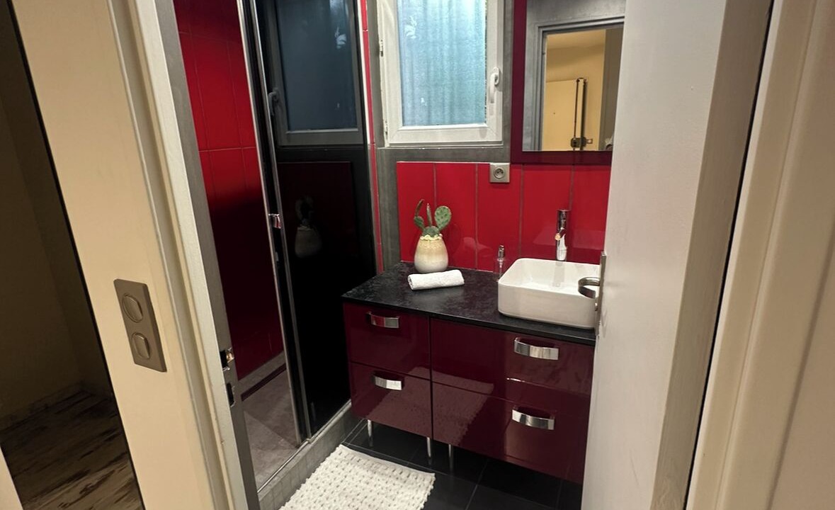 Photo of Bathroom in Saint-Maurice