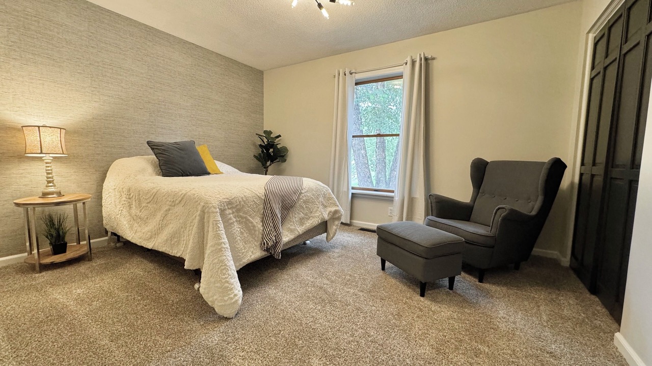 Photo of Bedroom in Murphysboro