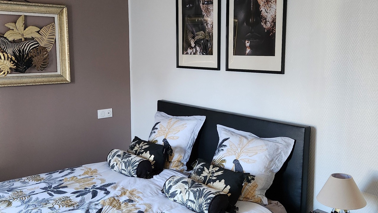 Photo of Bedroom in Froidfond