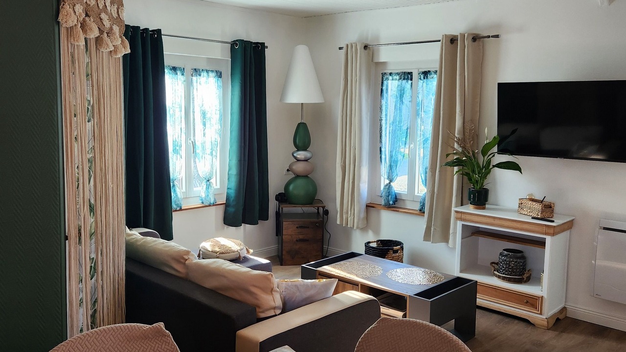 Photo of Livingroom in Froidfond