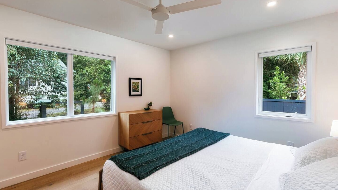 Photo of Bedroom in Summerville Historic District