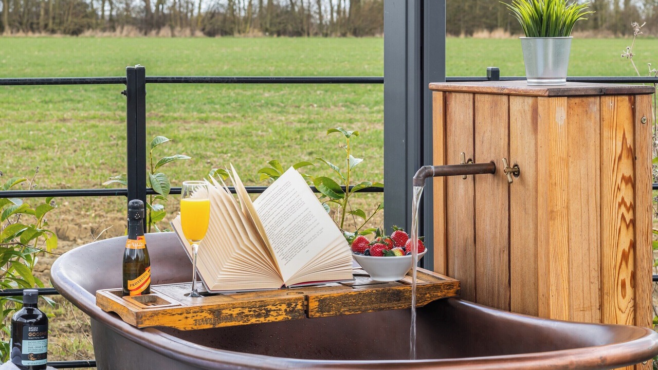 Photo of Outdoor in Howlett End