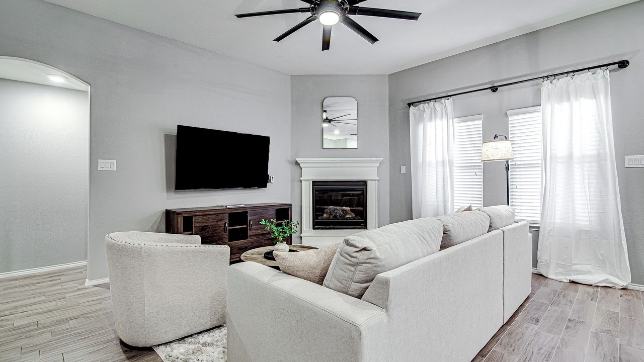 Photo of Livingroom in Haslet
