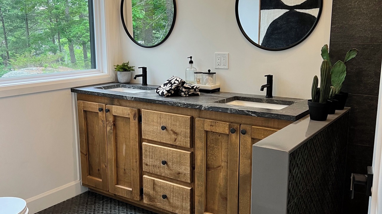 Photo of Bathroom in Trent Lakes
