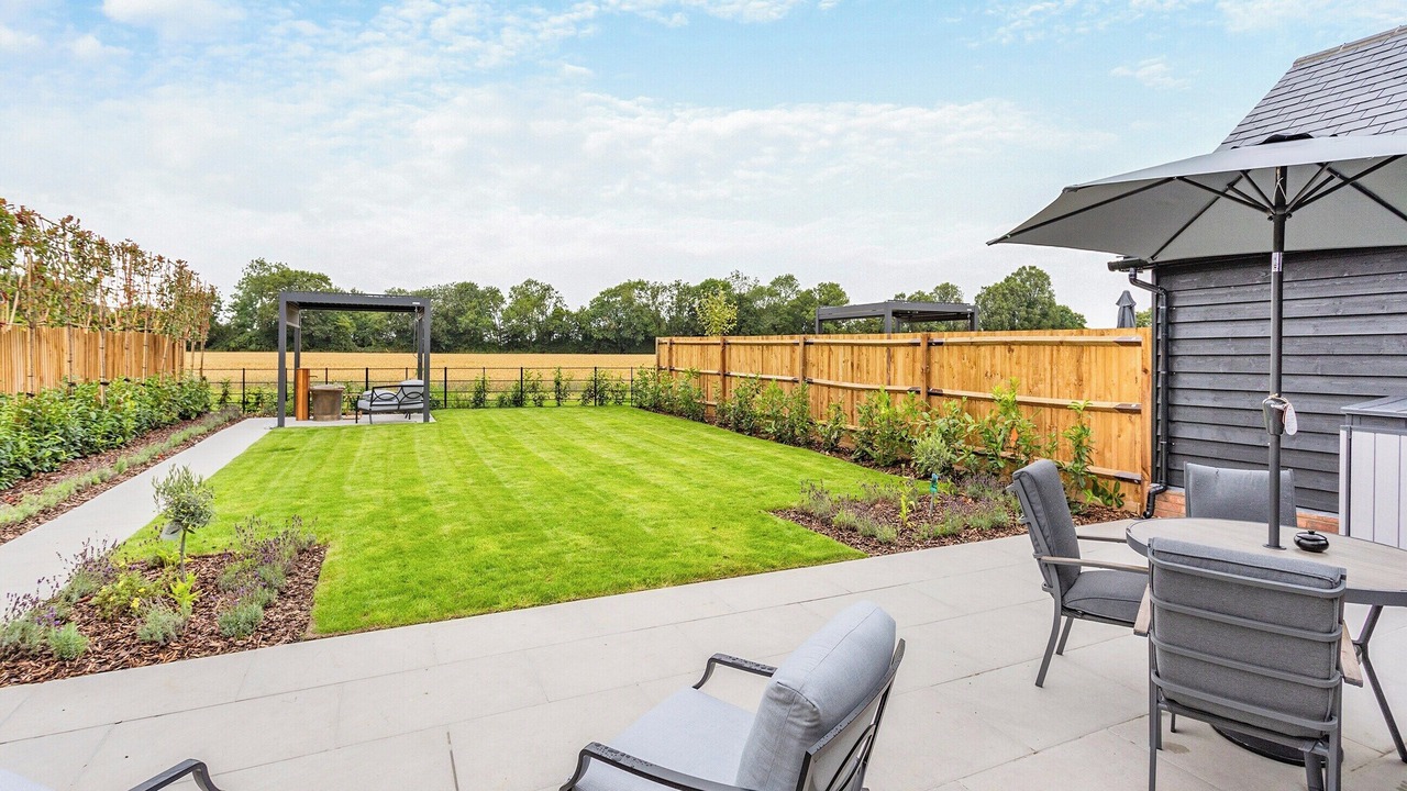 Photo of Others in Howlett End