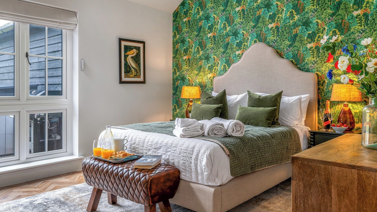 Photo of Others in Howlett End