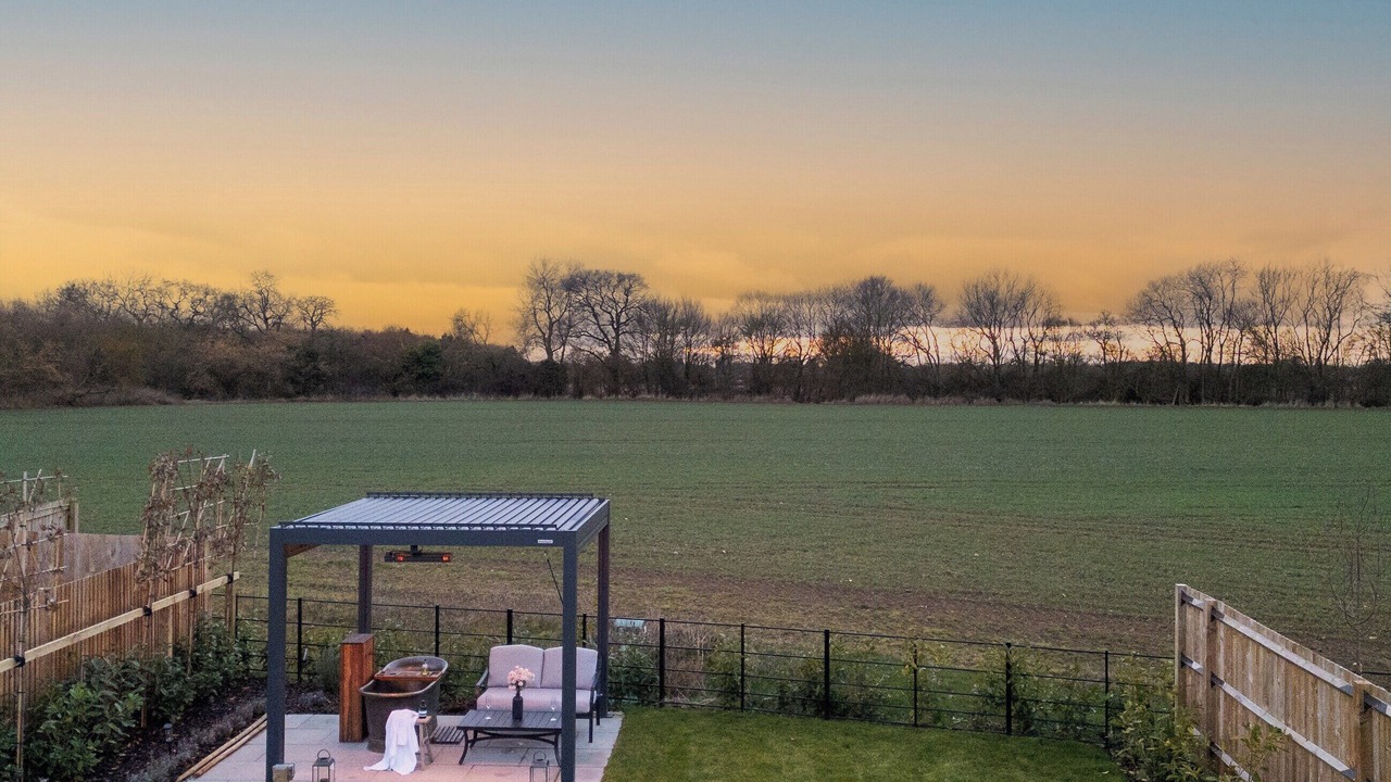 Photo of Outdoor in Howlett End