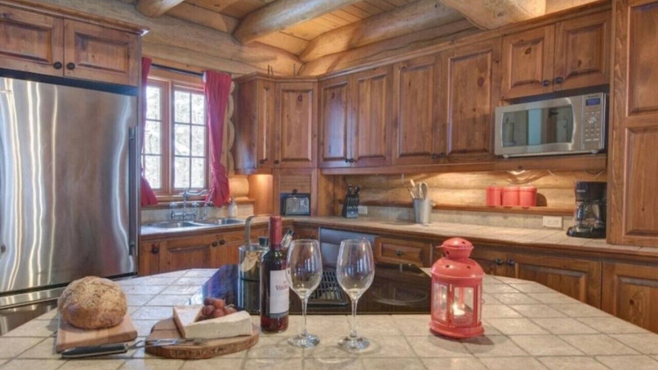 Photo of Kitchen in Saint-Faustin-Lac-Carre