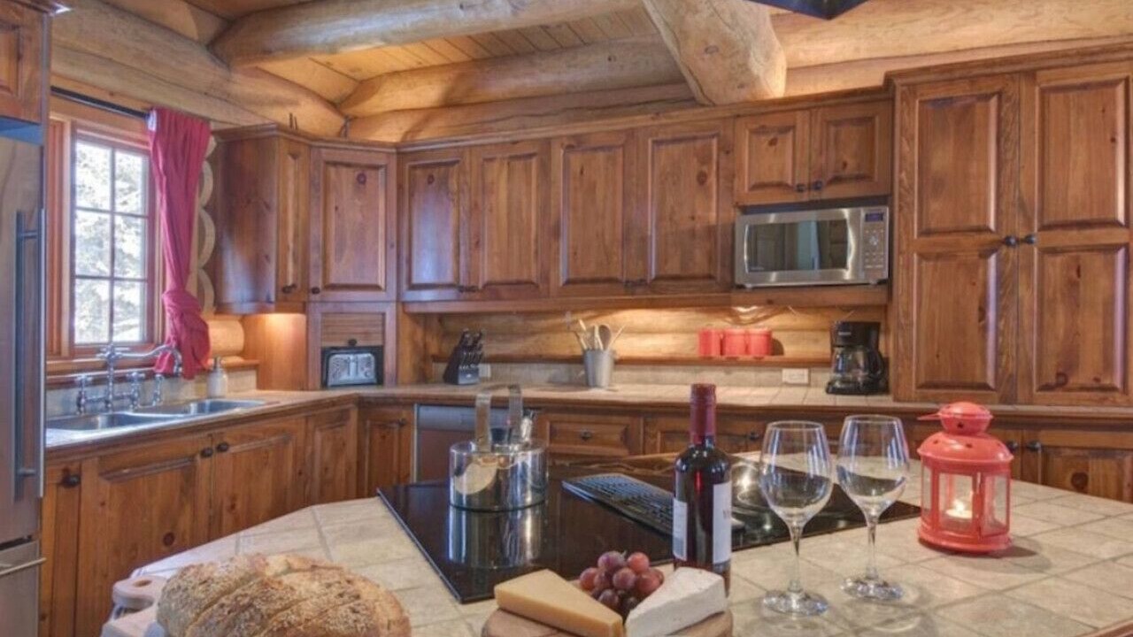 Photo of Kitchen in Saint-Faustin-Lac-Carre