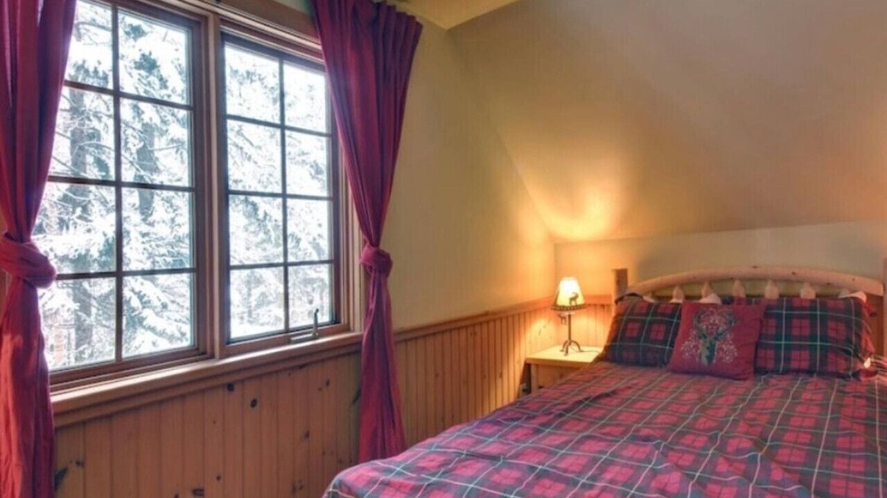Photo of Bedroom in Saint-Faustin-Lac-Carre