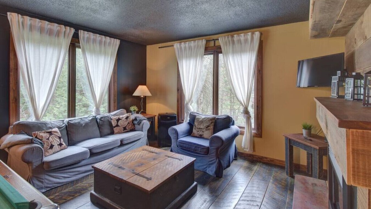 Photo of Livingroom in Cantley