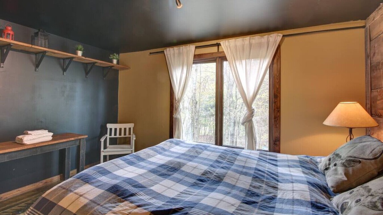 Photo of Bedroom in Cantley