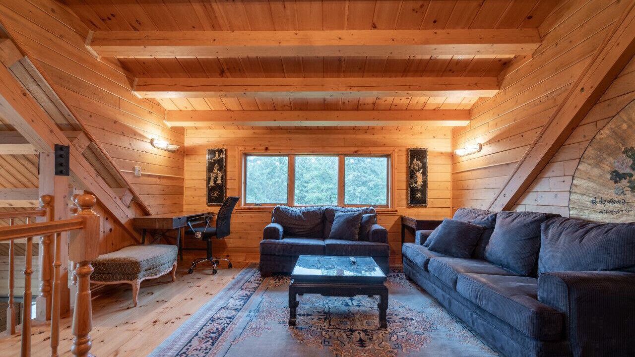 Photo of Livingroom in Notre-Dame-Des-Bois