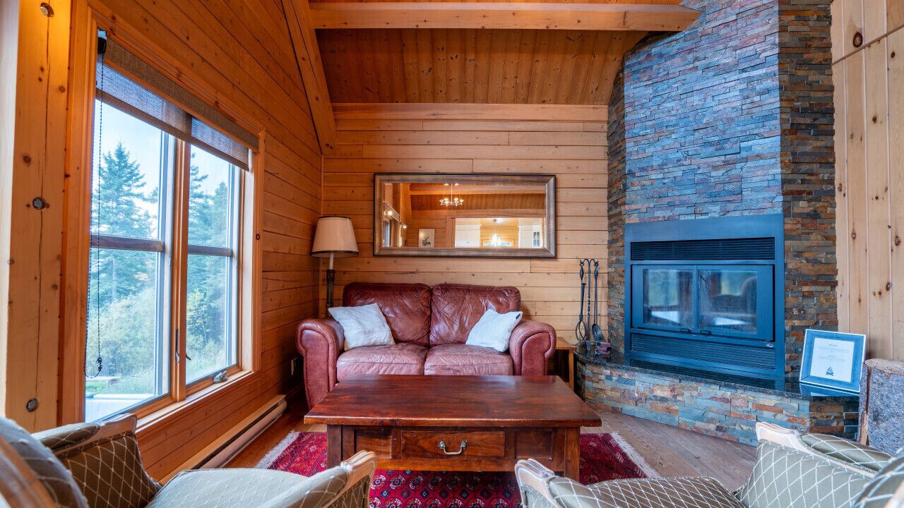 Photo of Livingroom in Notre-Dame-Des-Bois