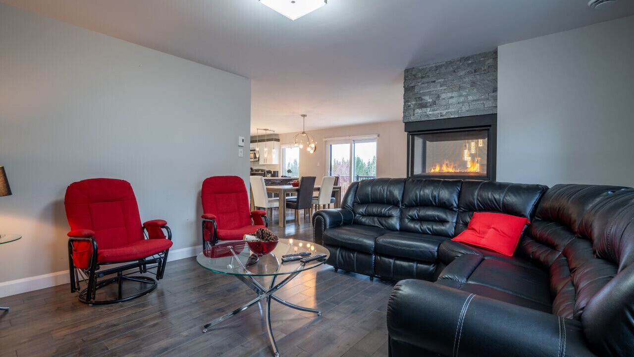 Photo of Livingroom in Petite-Riviere-Saint-Francois