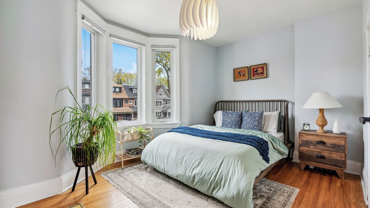 Photo of Bedroom in The Beaches