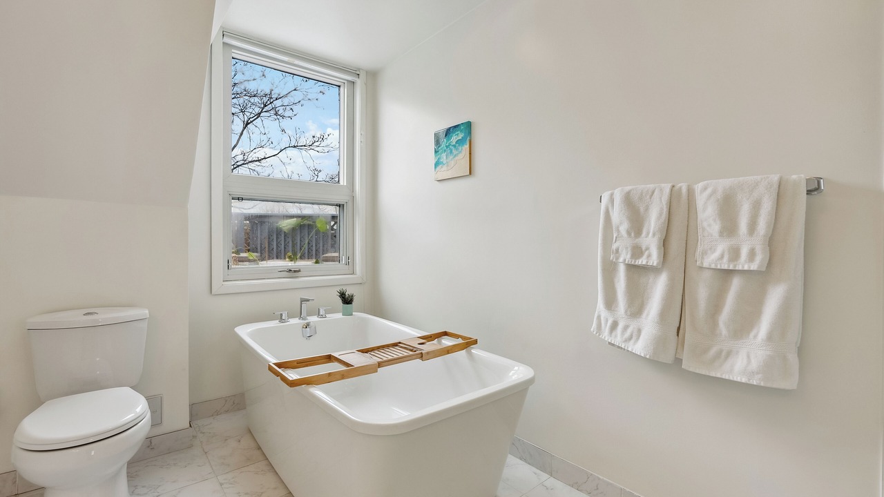 Photo of Bathroom in The Beaches