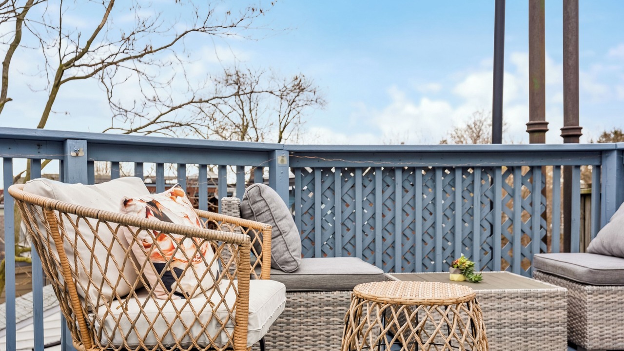 Photo of Patio Balcony in The Beaches