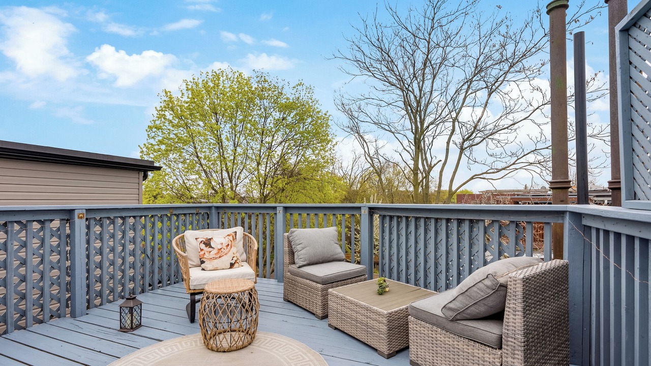 Photo of Patio Balcony in The Beaches