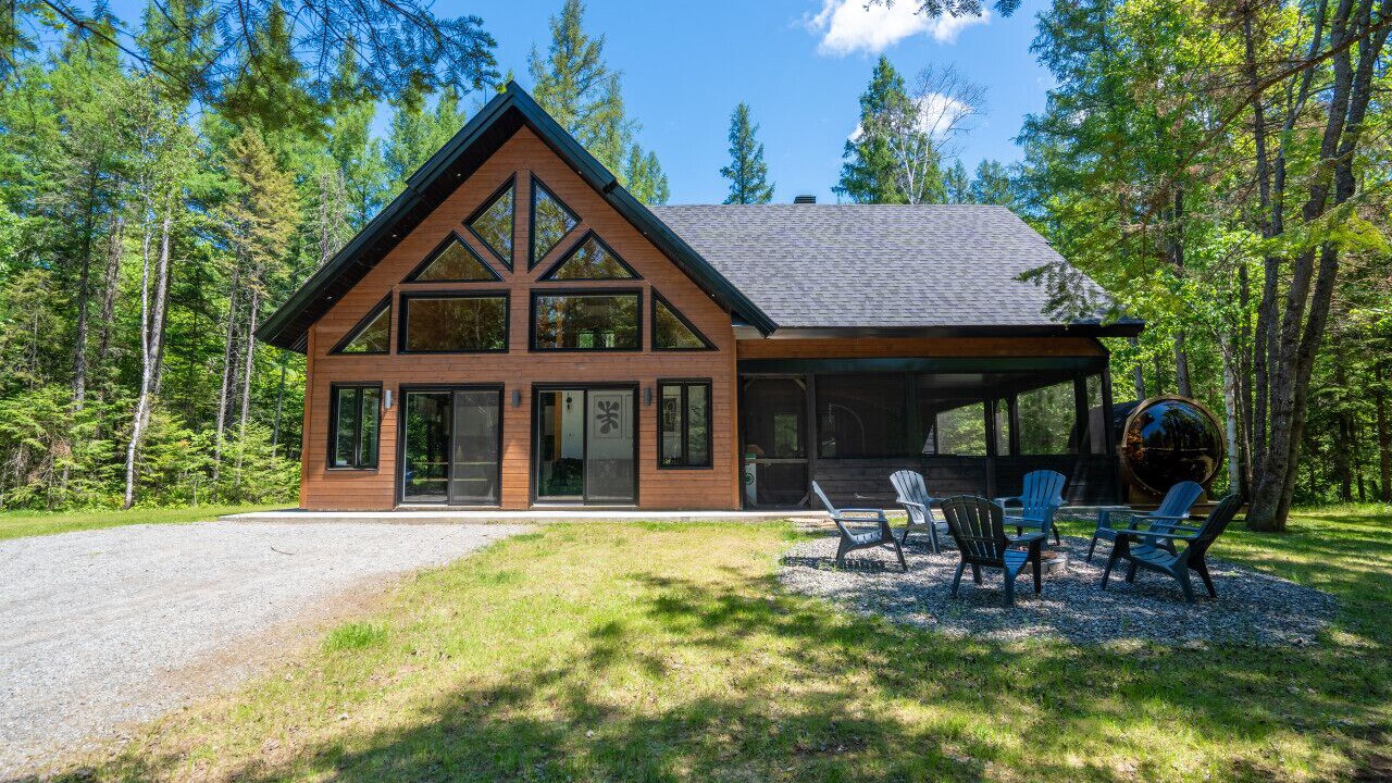 Photo of Outdoor in Sainte-Emelie