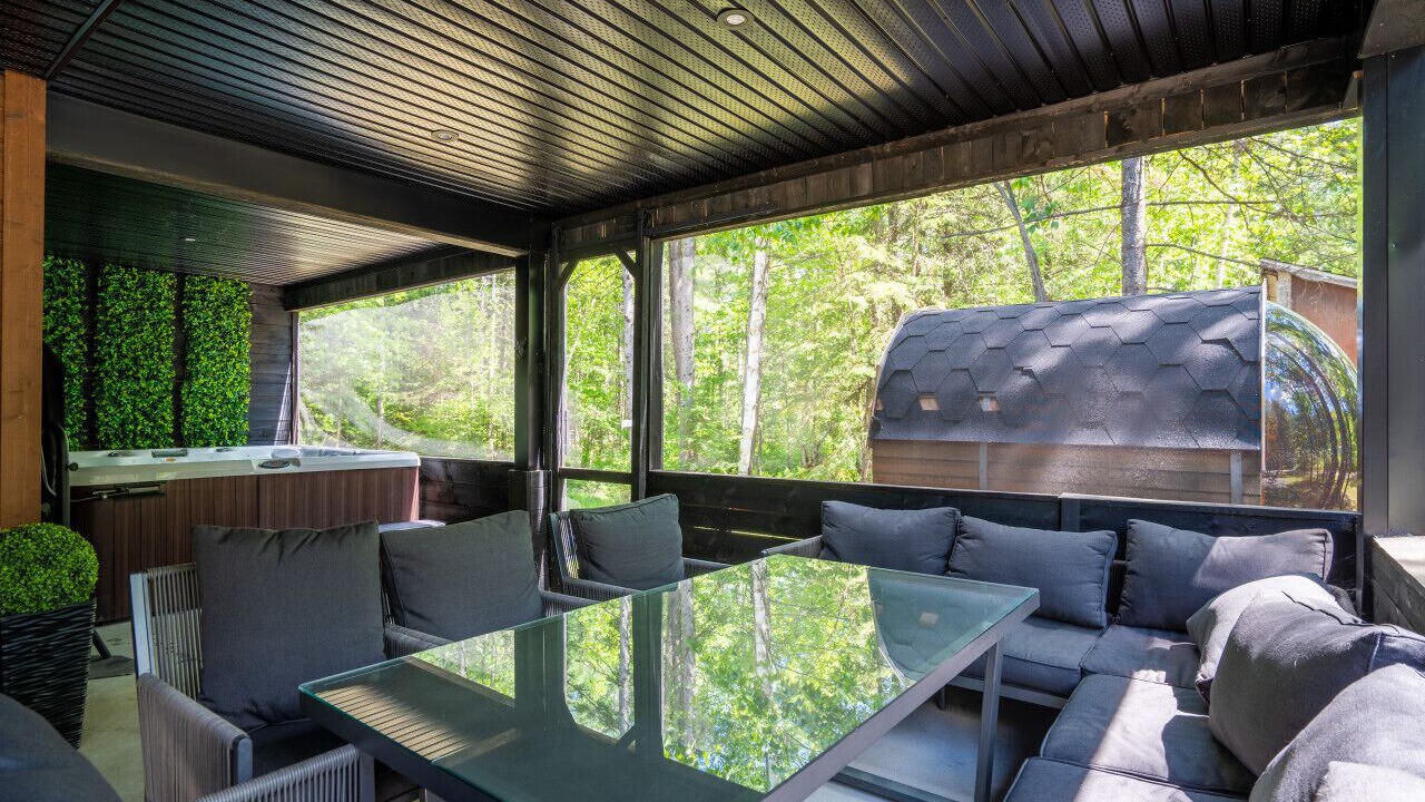 Photo of Outdoor in Sainte-Emelie
