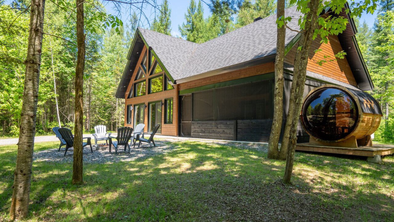 Photo of Outdoor in Sainte-Emelie
