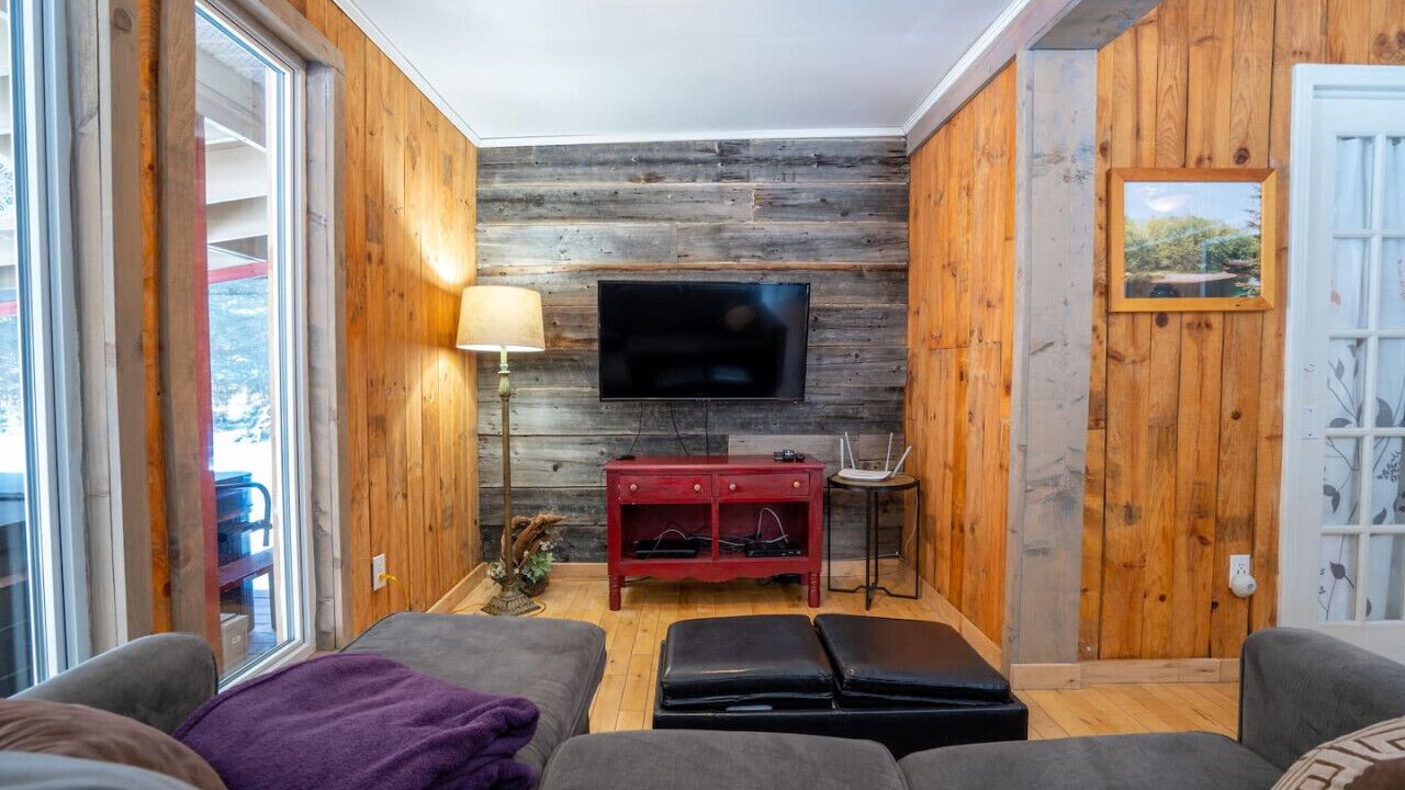 Photo of Livingroom in Sainte-Emelie