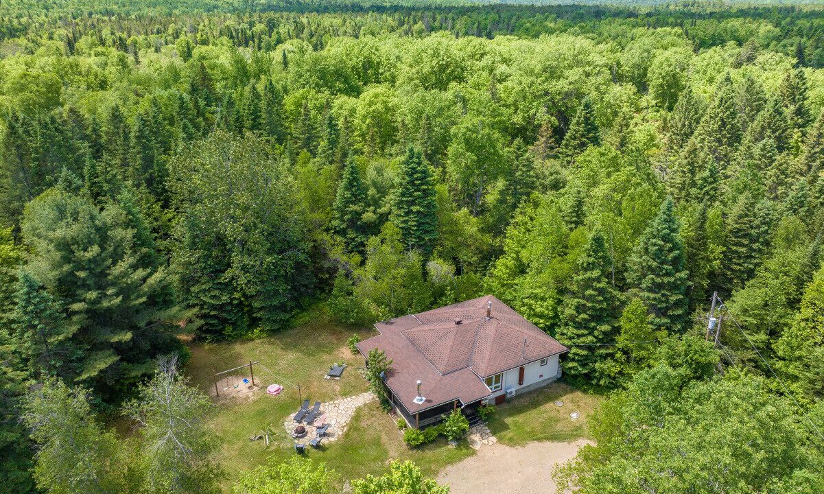 Photo of Outdoor in Sainte-Emelie