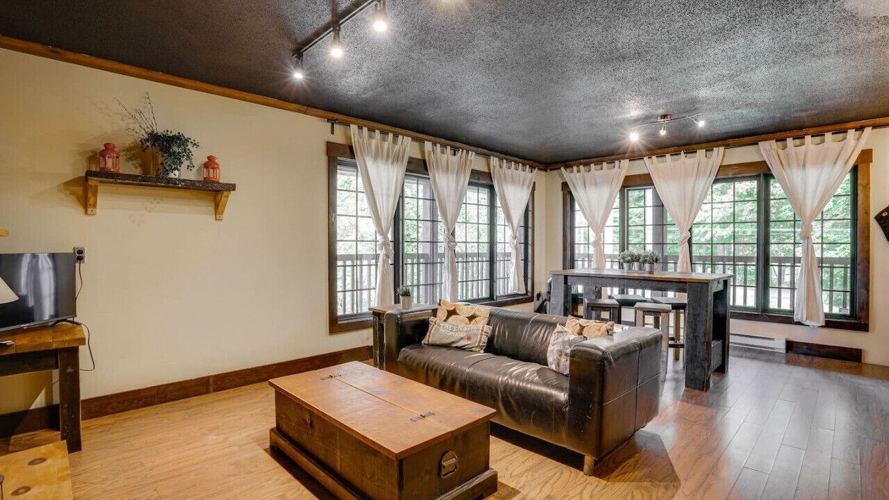 Photo of Livingroom in Cantley