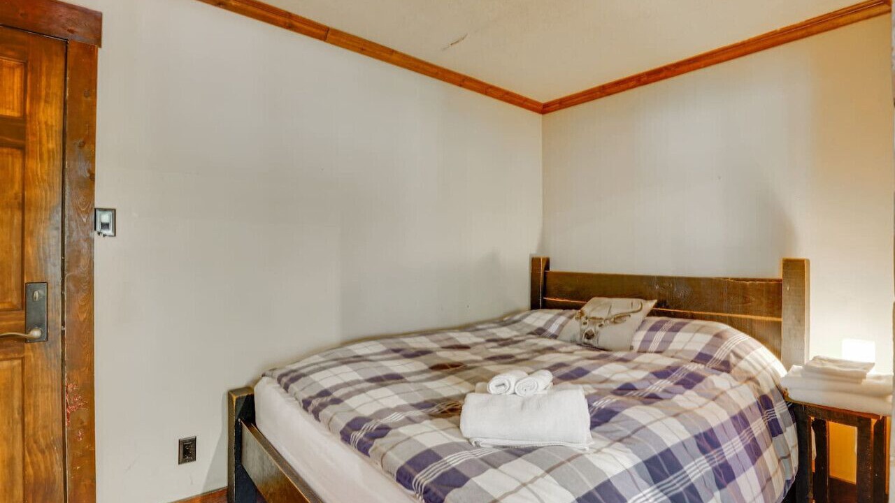 Photo of Bedroom in Cantley