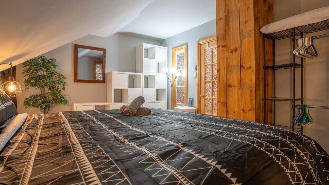 Photo of Bedroom in Sainte-Emelie
