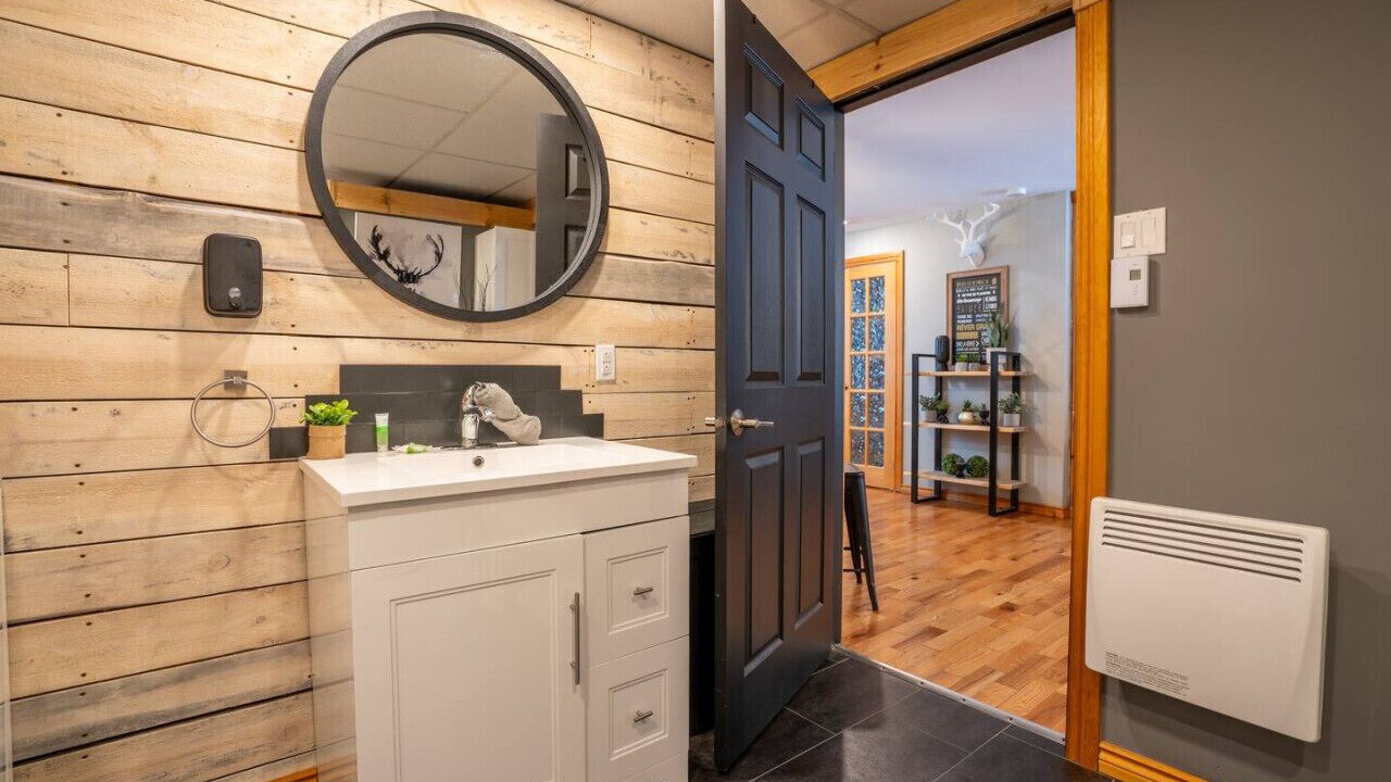 Photo of Bathroom in Sainte-Emelie