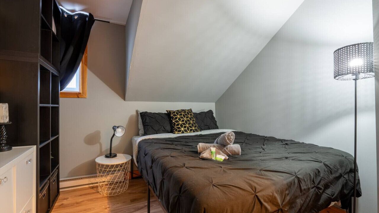 Photo of Bedroom in Sainte-Emelie