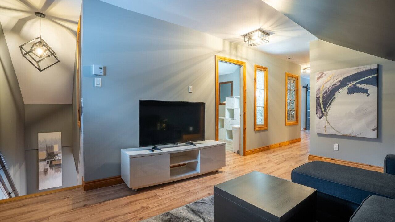 Photo of Livingroom in Sainte-Emelie