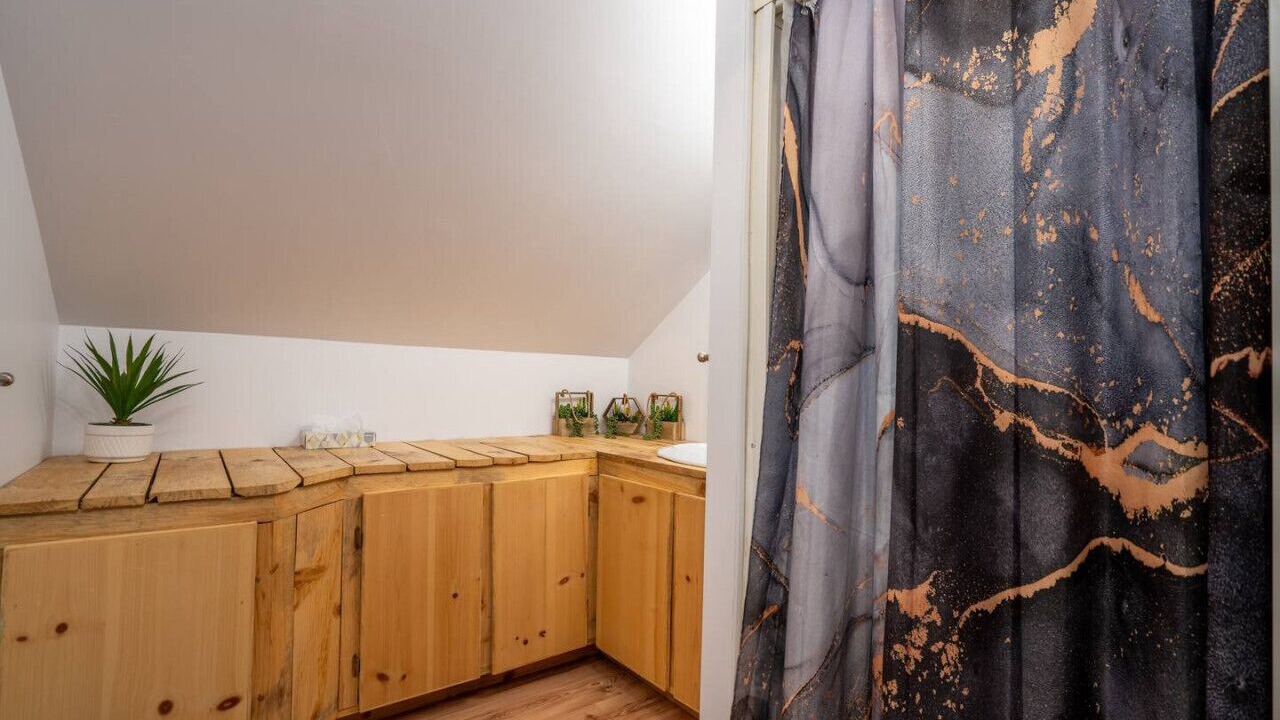 Photo of Bathroom in Sainte-Emelie
