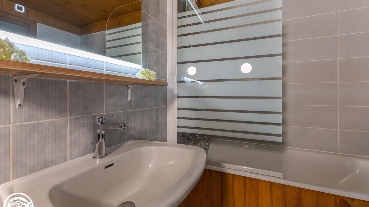 Photo of Bathroom in Perpezat
