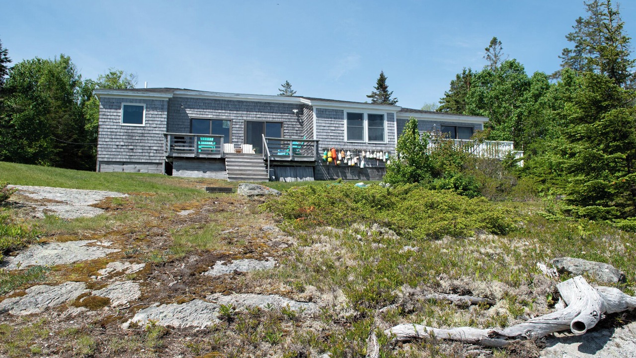 Photo of Outdoor in Brooklin