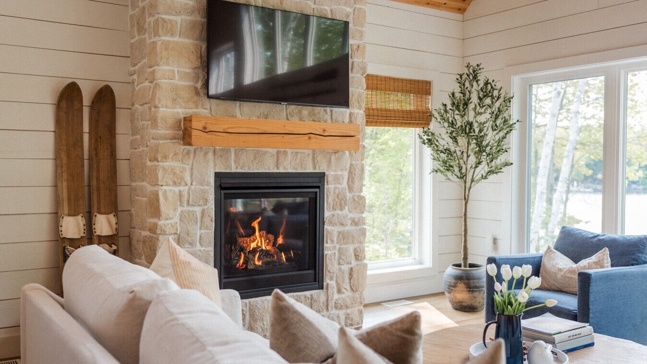Photo of Livingroom in Georgian Bay