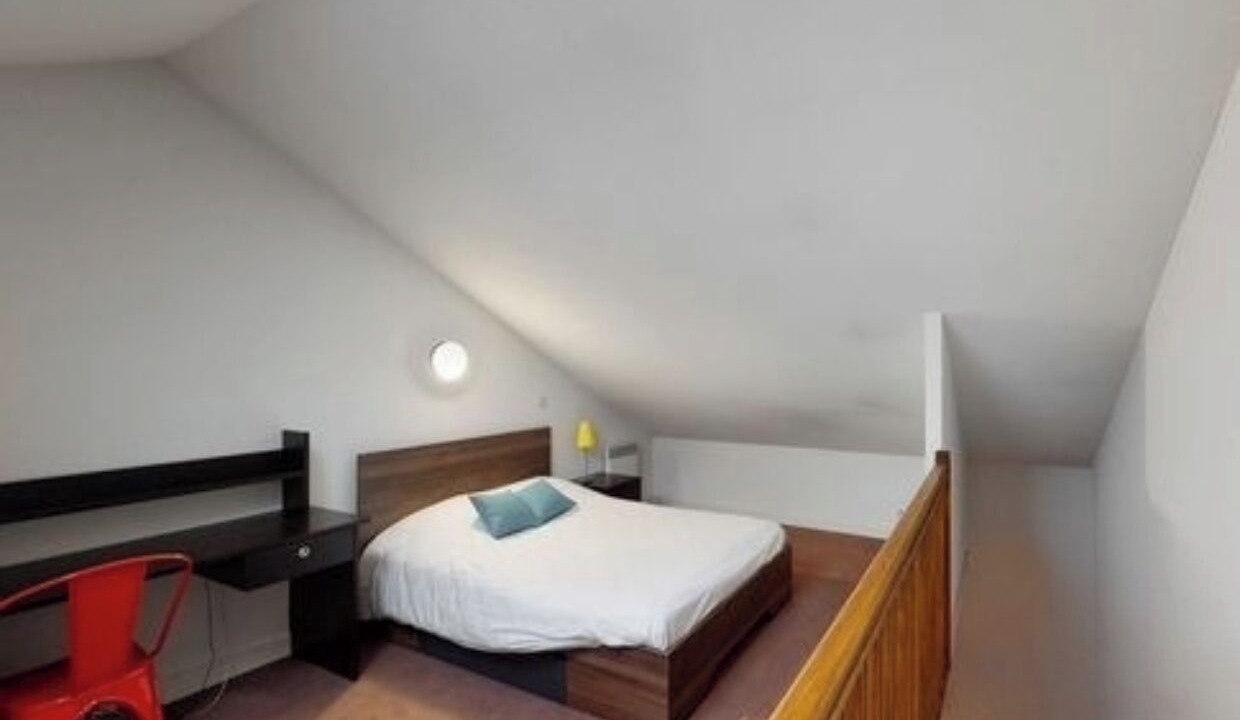 Photo of Bedroom in Nevers