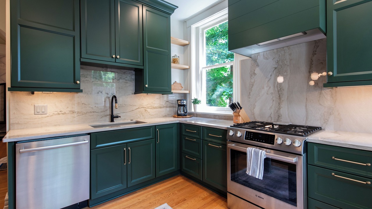 Photo of Kitchen in Cherokee Triangle