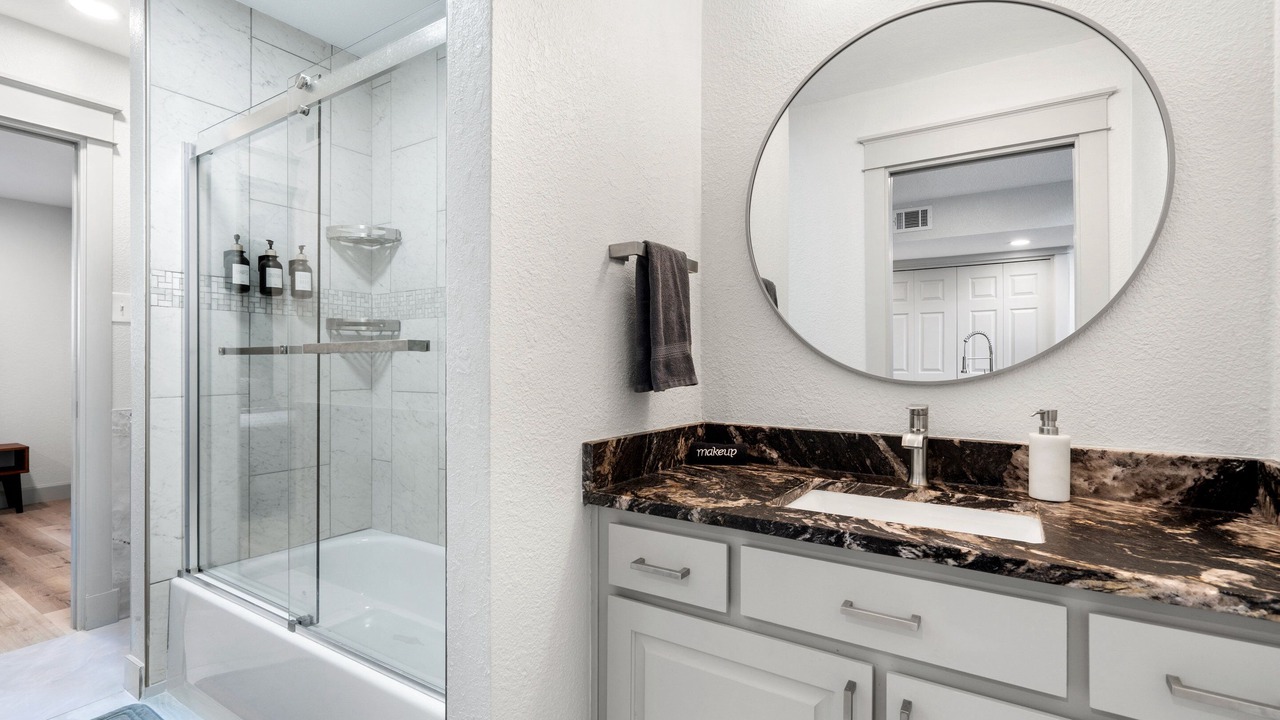 Photo of Bathroom in Briarcliff