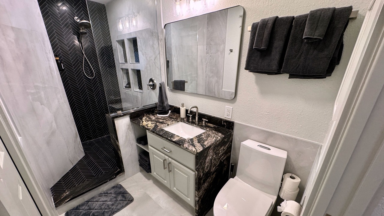 Photo of Bathroom in Briarcliff