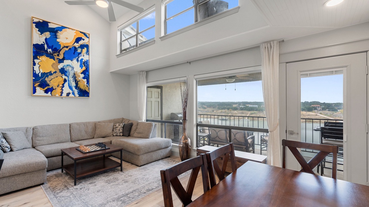 Photo of Livingroom in Briarcliff