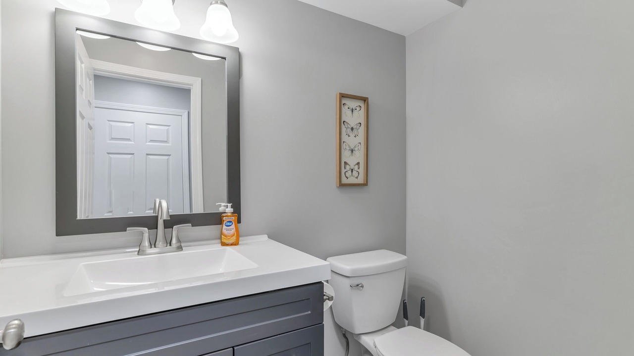 Photo of Bathroom in Holly