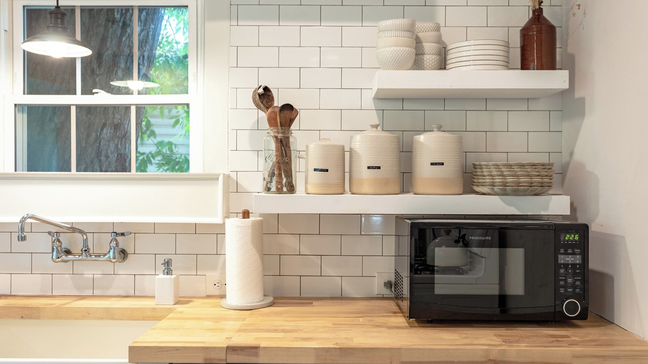 Photo of Kitchen in Austin Ave.