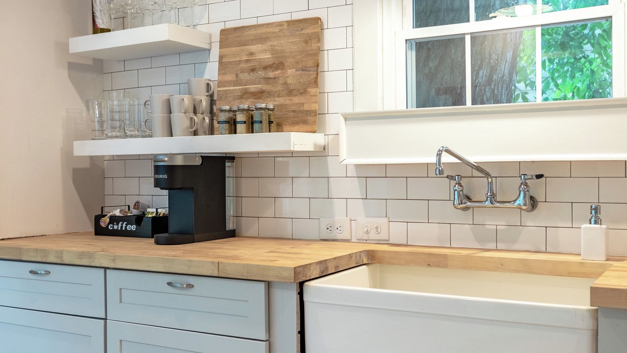 Photo of Kitchen in Austin Ave.