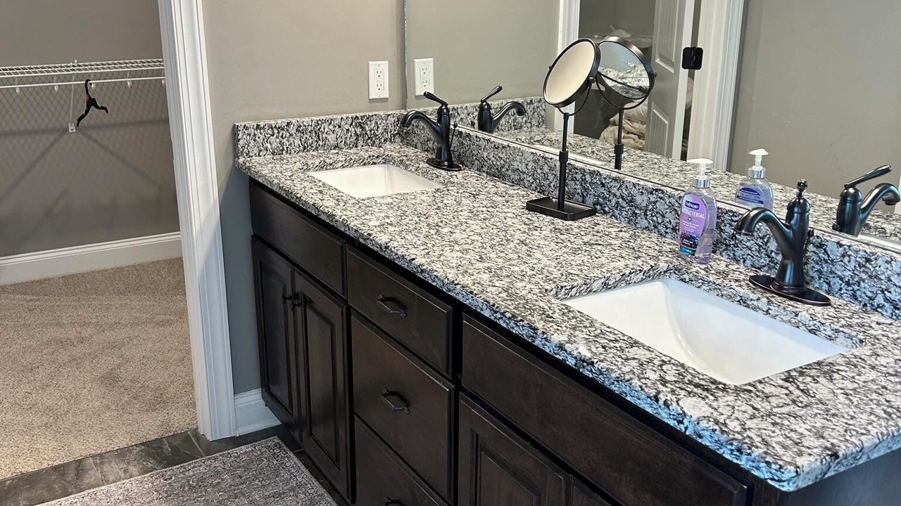 Photo of Bathroom in Shelbyville